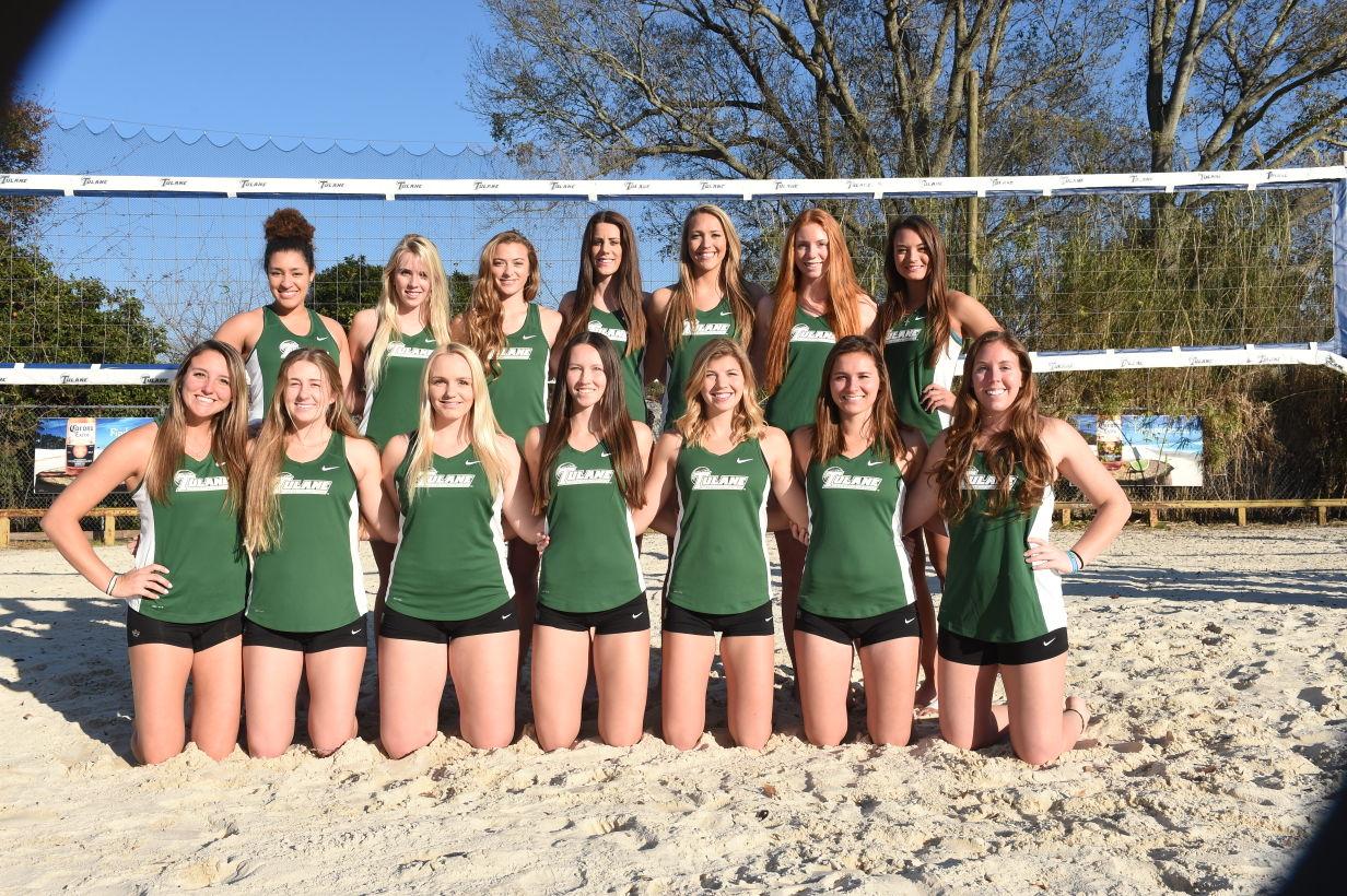 Beach volleyball opens season • The Tulane Hullabaloo