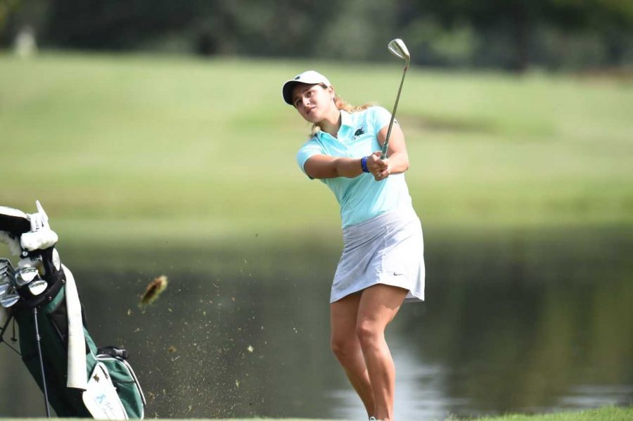 Gabrielle Correia carded scores of 72 and 73 at the Ruth Tar Heel Invitational, taking 16th place.