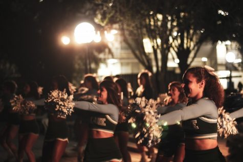 tulane introduces perform mcalister cheerleaders