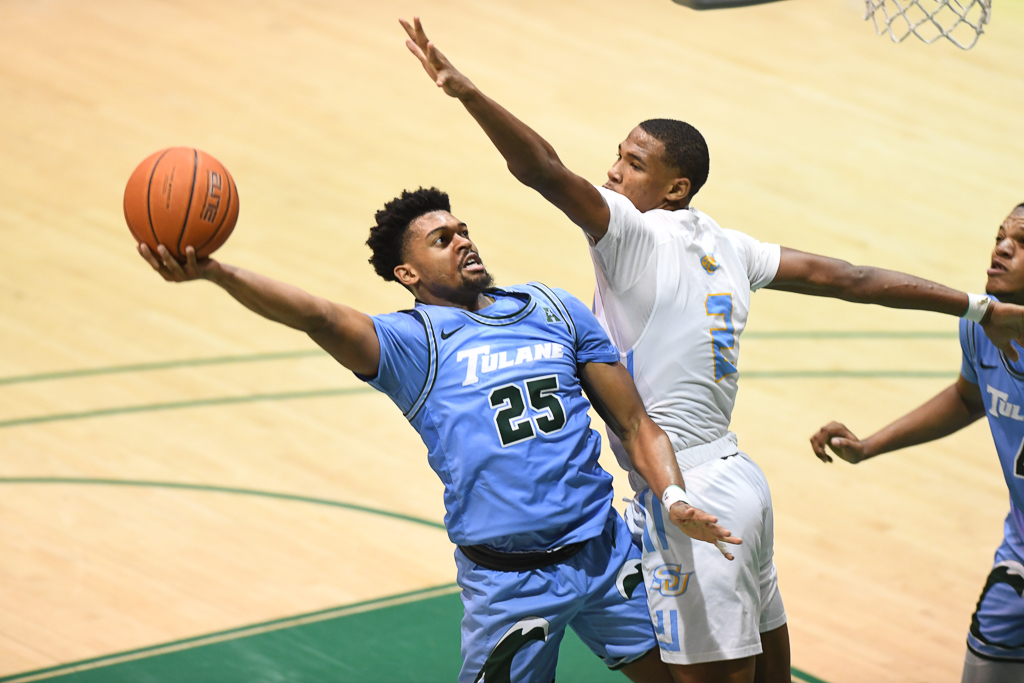 Barring a few key wins, men’s basketball struggling early on in conference