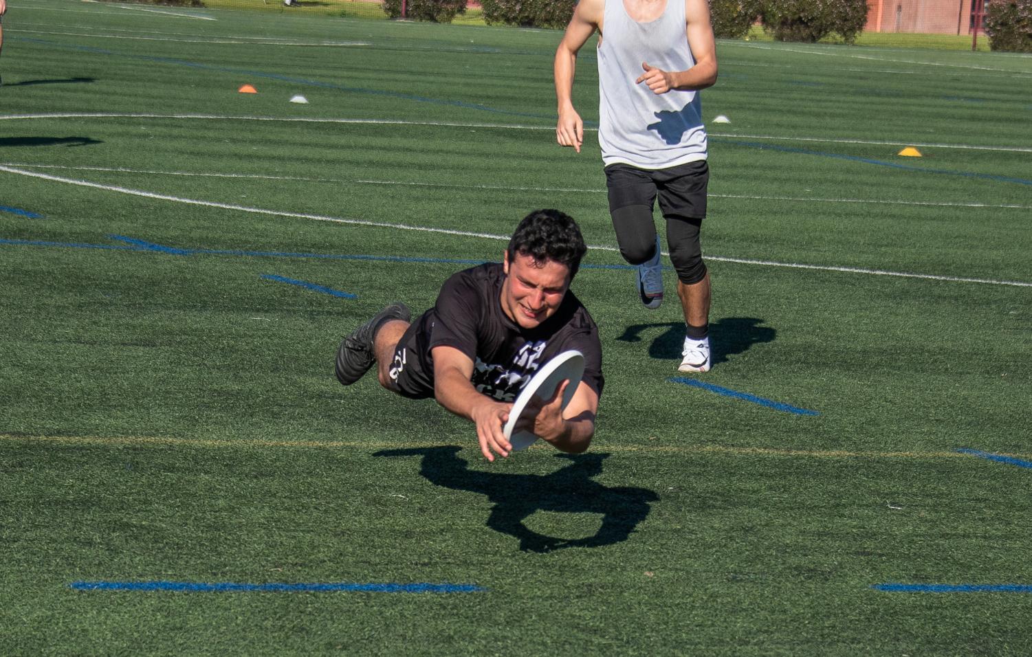 Club ultimate frisbee team set to soar