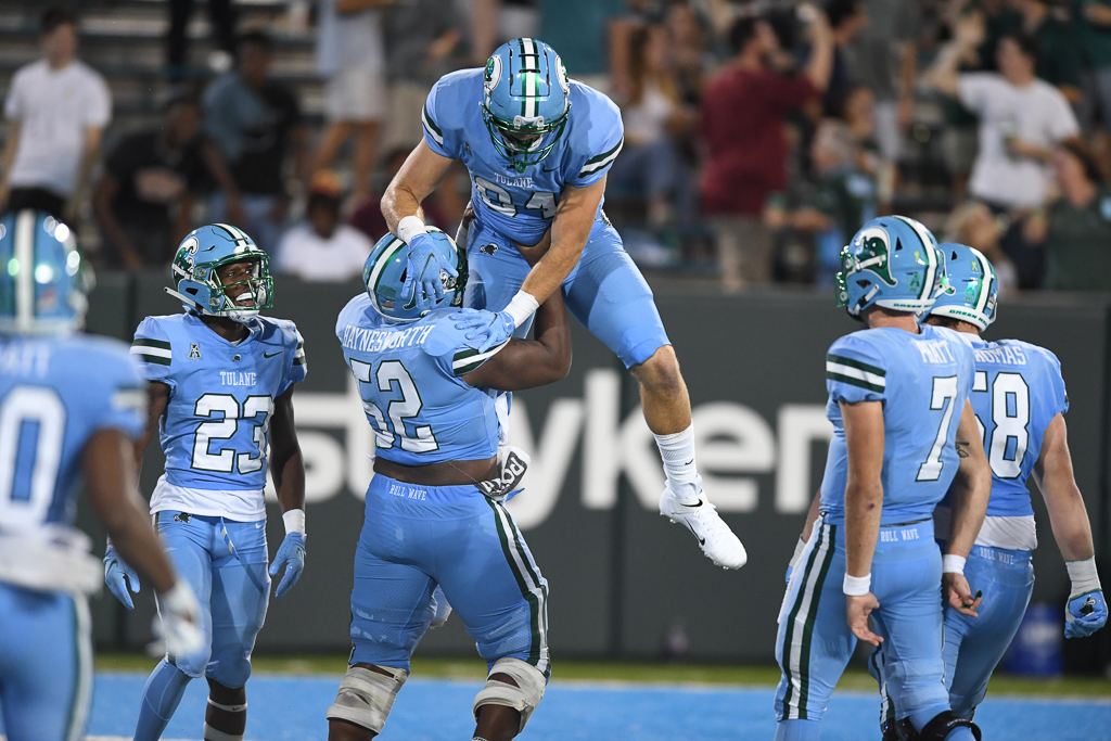 Tulane football falls to Houston in fourth straight loss