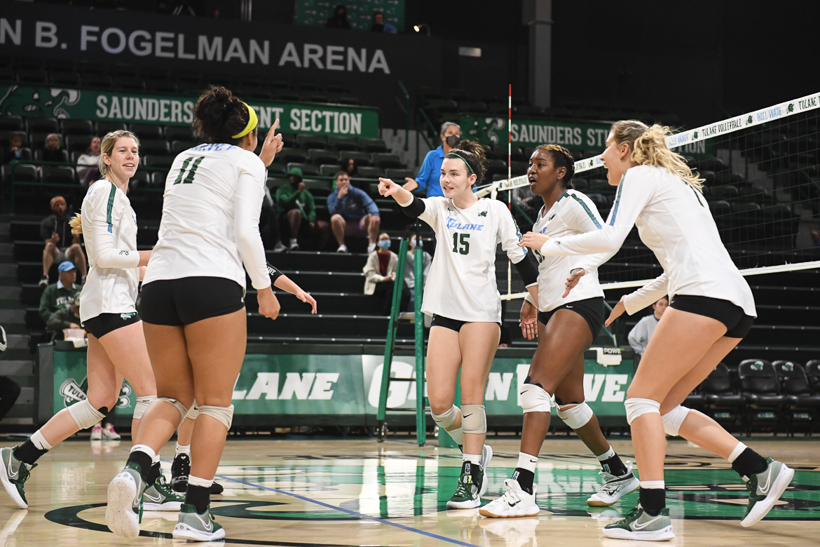 Tulane volleyball ends with senior night victory