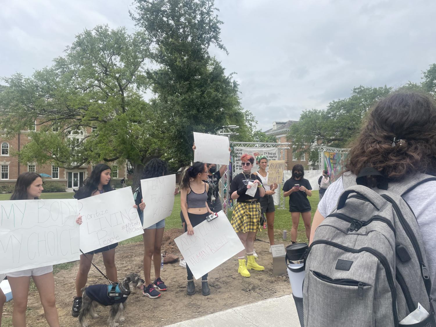 Tulane’s Right to Life club holds anti-abortion demonstration