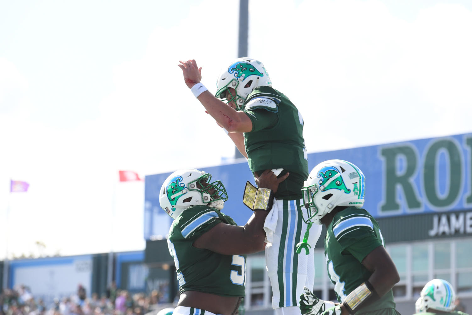 Tulane football shows out at Homecoming Game