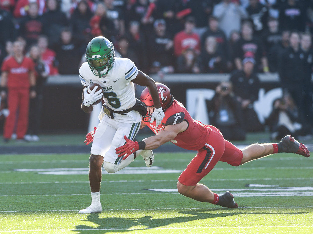 Tulane Green Wave Crashes Down on Cincinnati, Will Host AAC Championship