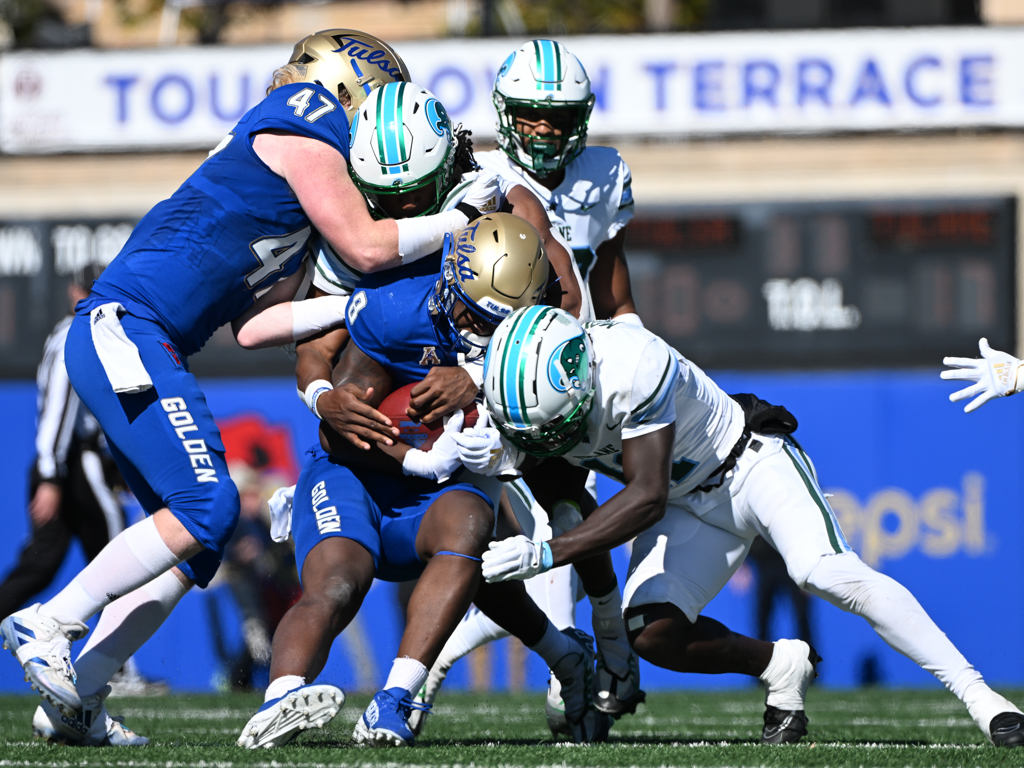 Green Wave football rolls over Tulsa