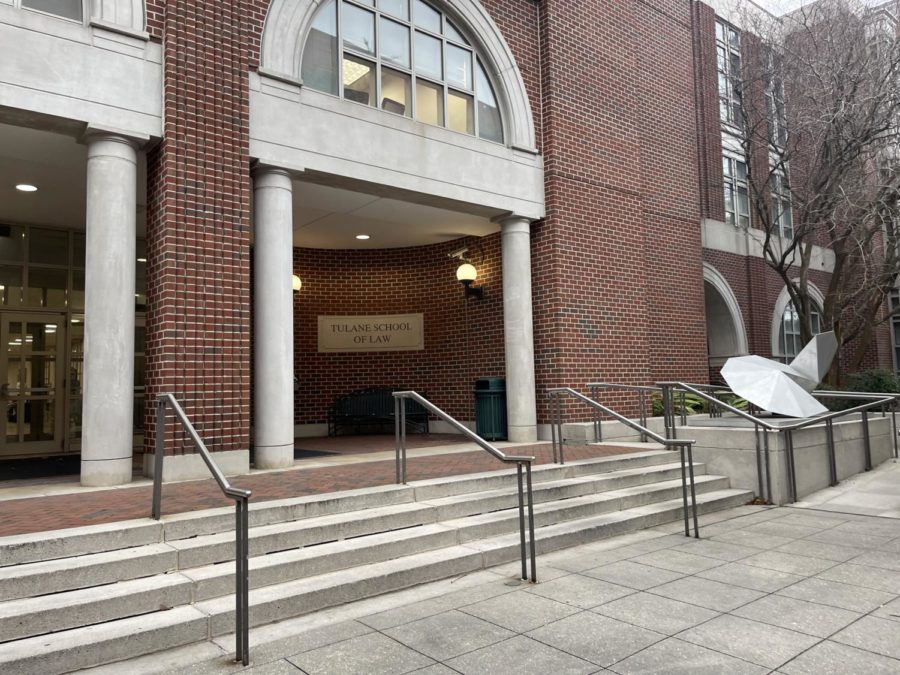 Tulane University Law School Dean David Meyer and Law Professor Amy Gajda, will step down for roles at Brooklyn Law School effective June 30. 