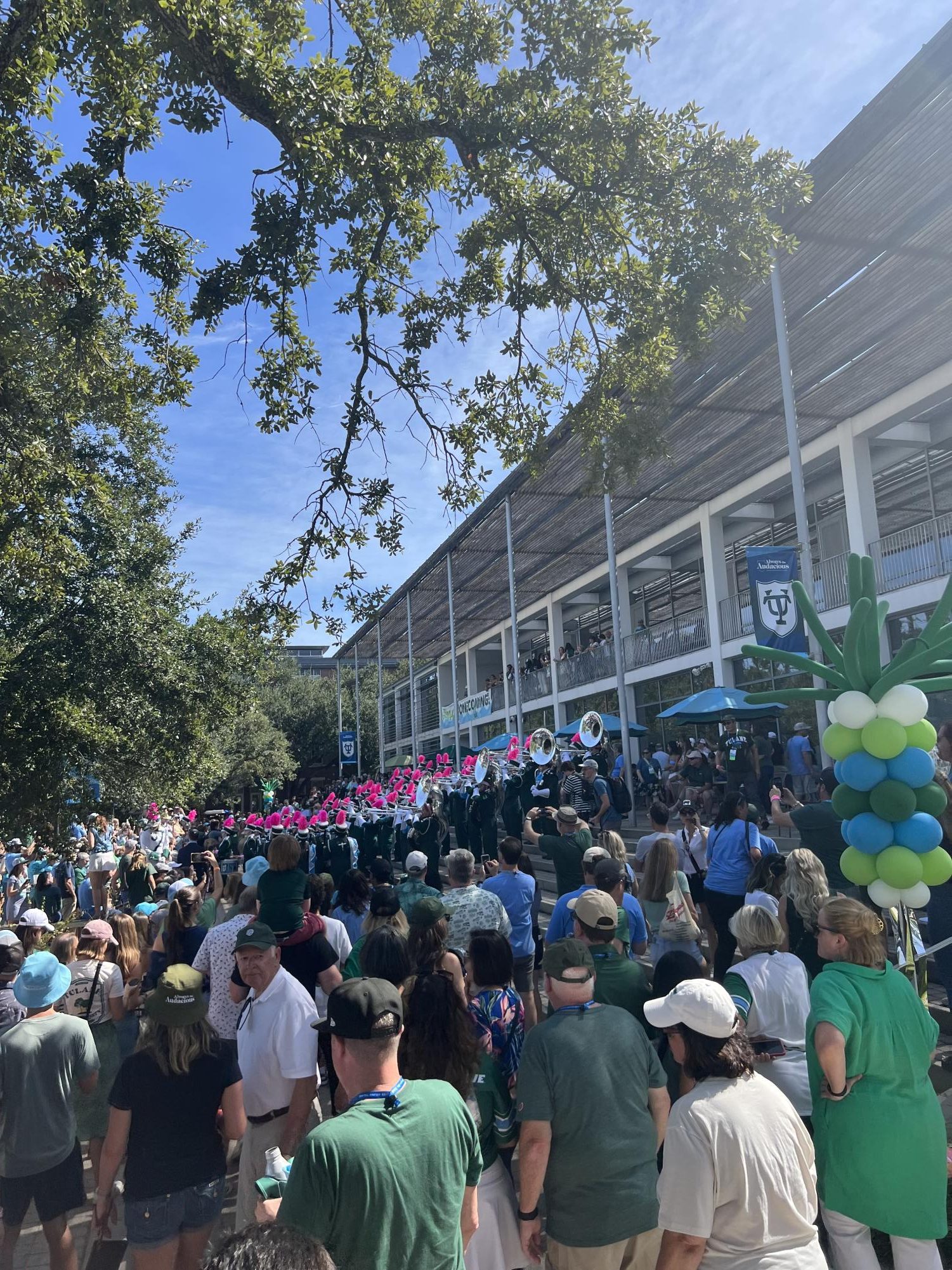 Wave Weekend brings families, fun, festivities • The Tulane Hullabaloo