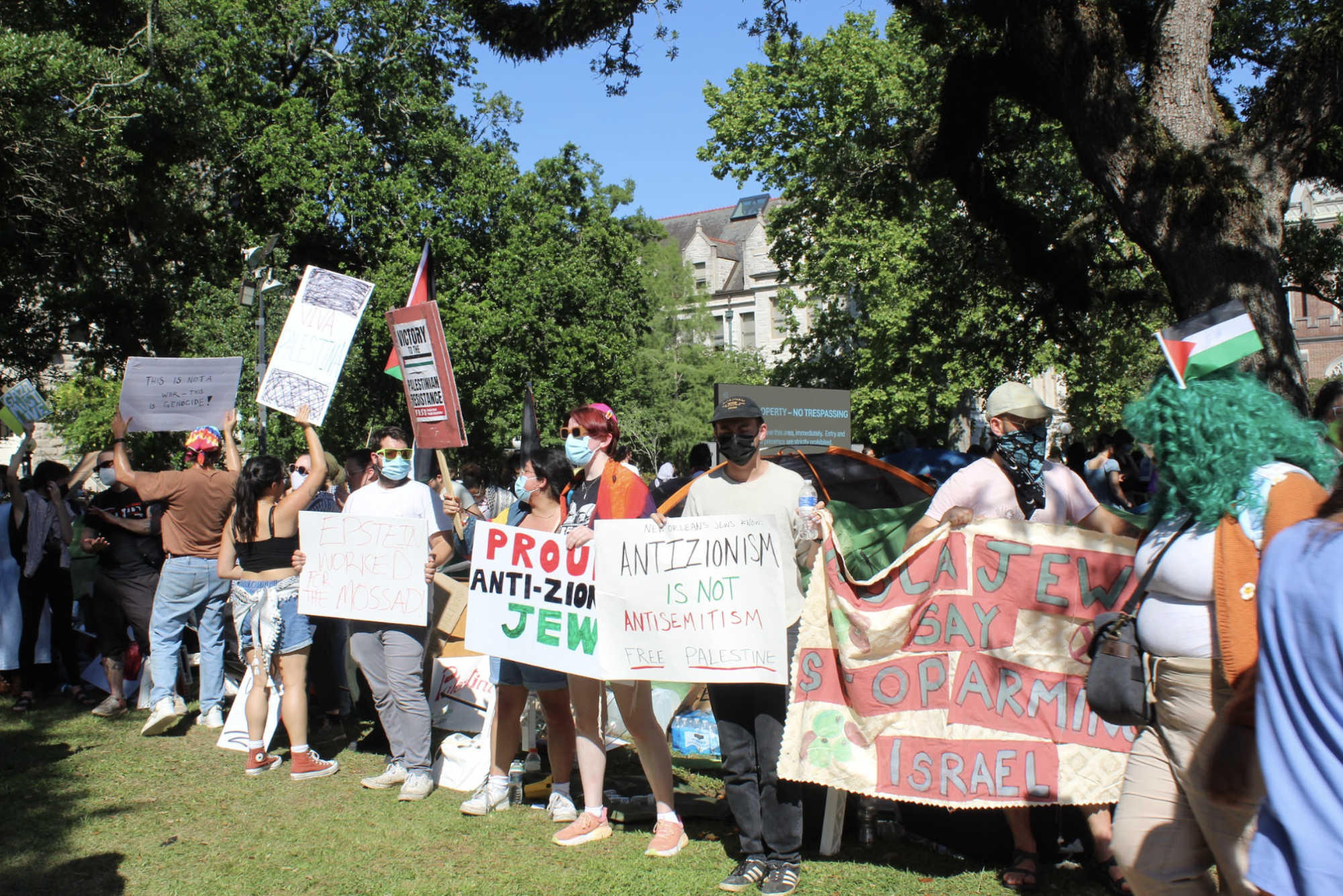 Protest passes 24-hour mark as Tulane seeks to contain encampment