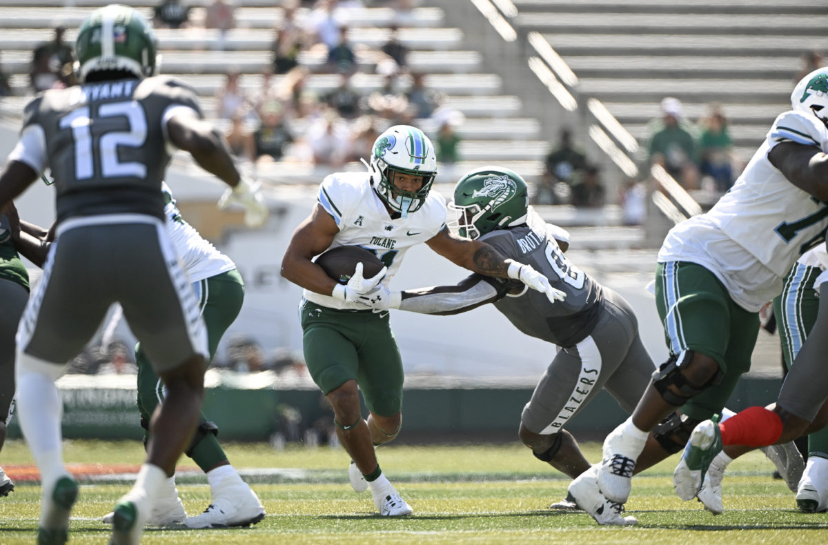 The Green Wave faces off against UAB (Courtesy of Parker Waters - Tulane Athletics)