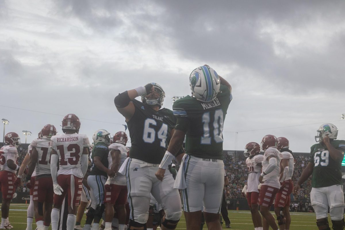 Tulane keeps rolling with another dominant win over Temple.