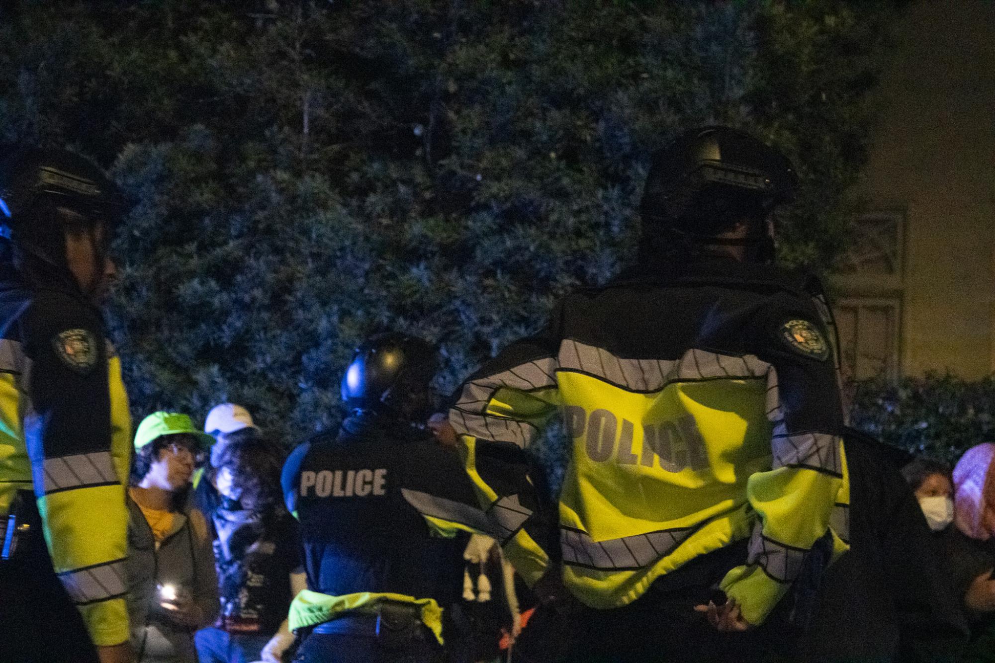 Police disperse protesters outside Israeli soldier speaker event at Tulane Chabad