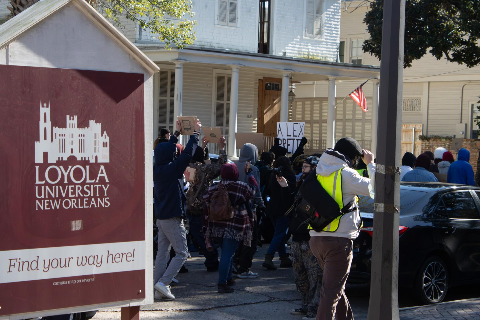 Dems, local activists decry immigration operations as ‘lacking humanity’ amid nationwide protests